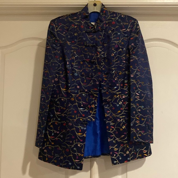 Fancy Blue Embroidered With Flowers Chinese Jacket with Chinese Collar - Picture 1 of 4